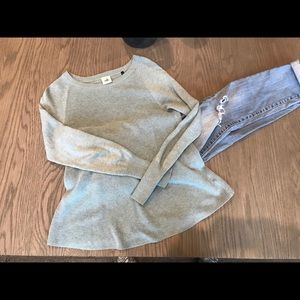 ❄️CABi Sweater in pale pale blue